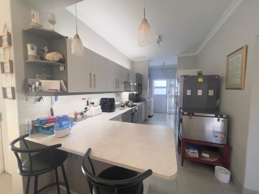 2 Bedroom Property for Sale in Vredenburg Western Cape